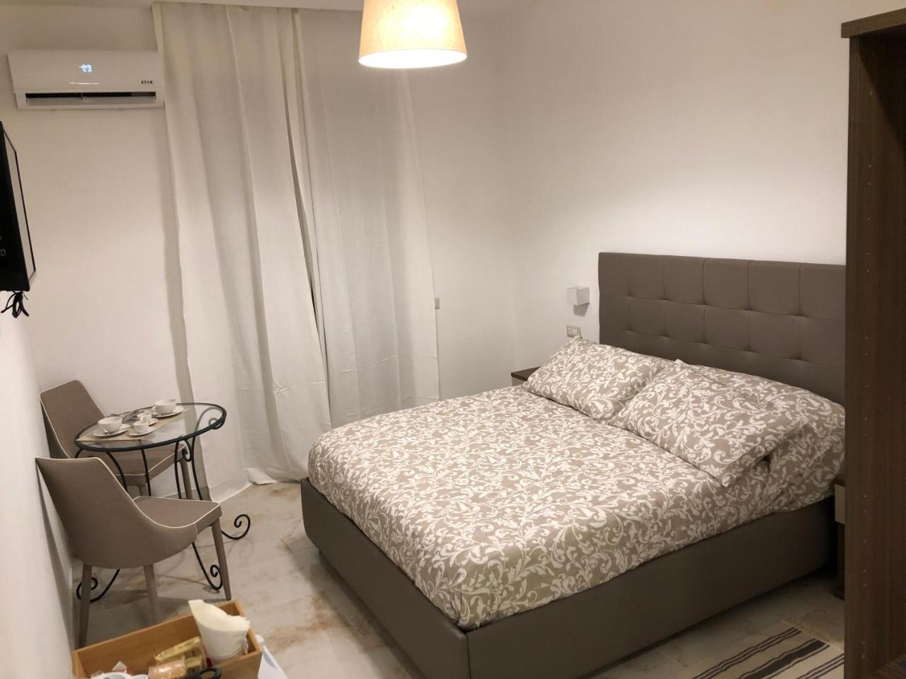 Antonietta De Pace Rooms By Napoli Milionaria B&B 外观 照片