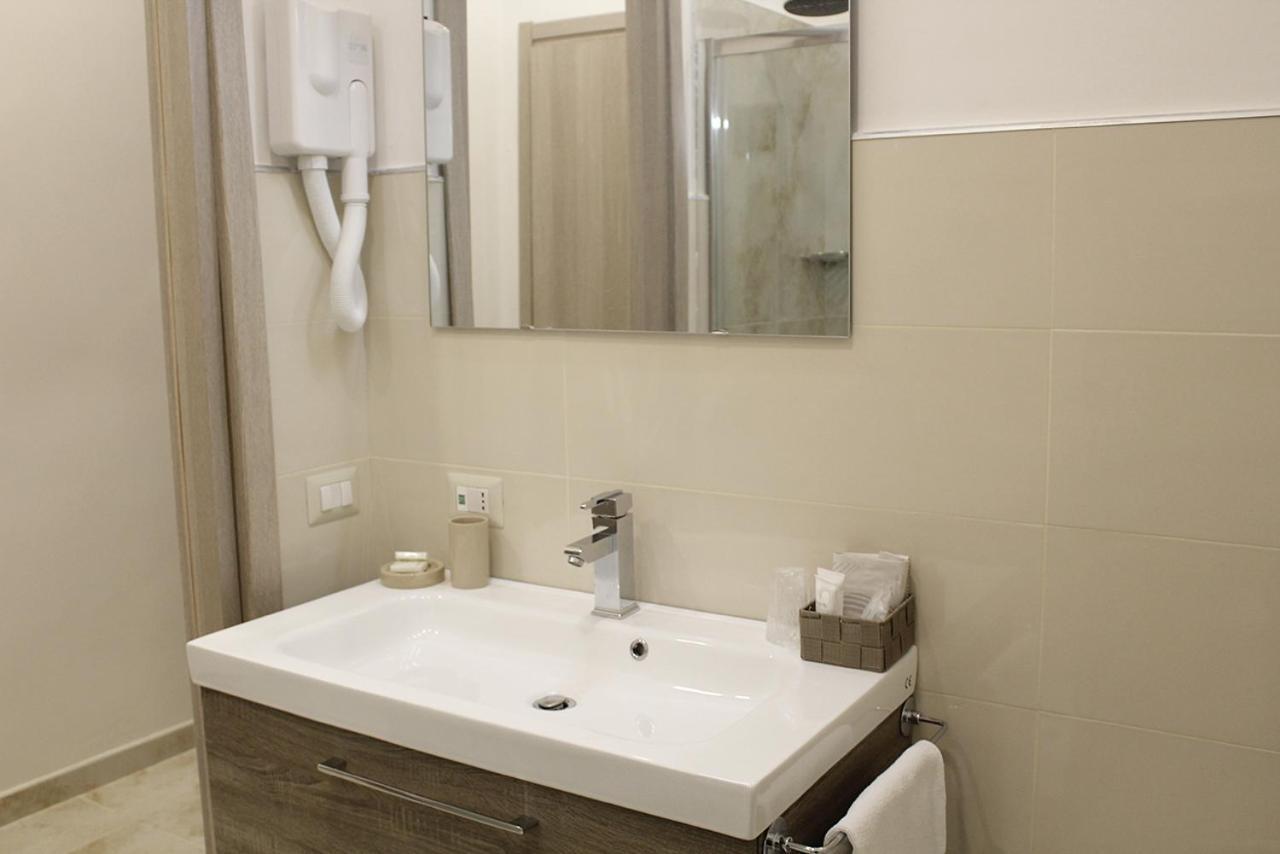 Antonietta De Pace Rooms By Napoli Milionaria B&B 外观 照片